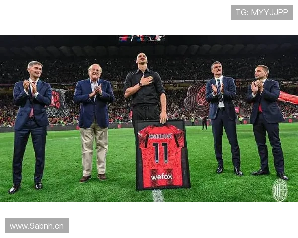 阿贾克斯租借小伊布 买断费350万欧元